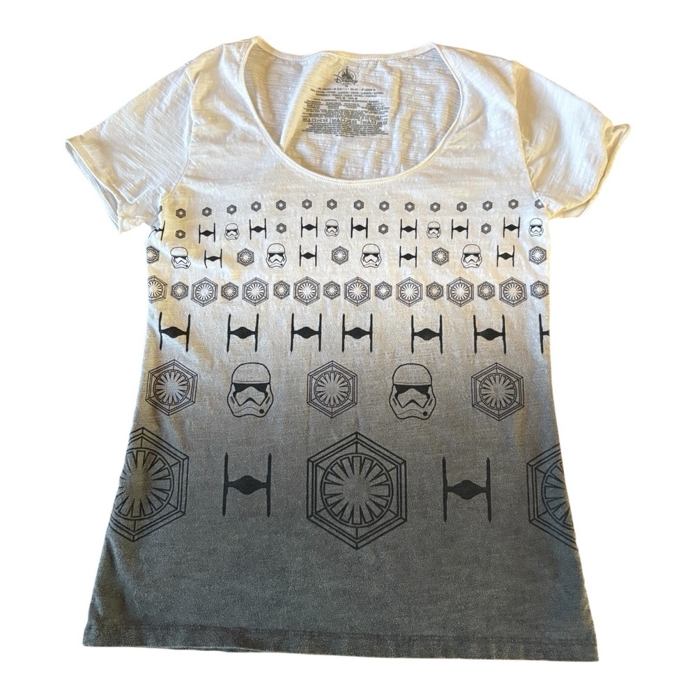 Star Wars Disney T-shirt Women's Medium White Gray Ombre Storm Trooper Top‎